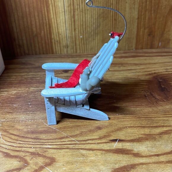 Hallmark Keepsake Ornament 2006 A Winter Perch in Original Box - Picture 4 of 7